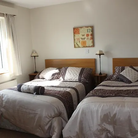 Couette-café Cillcearn House